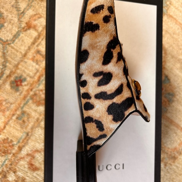 Gucci Leopard Print Pony Hair Slide Loafers size 36.5 Only worn a few times ♥️ - Picture 6 of 11